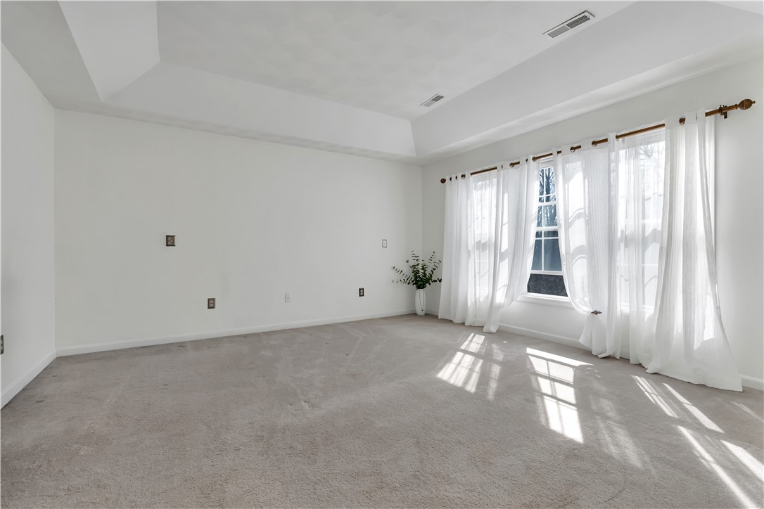 105 Castle Rocks Road Warwick, RI 02886 - Photo 17 of 44 Gallery Image 17