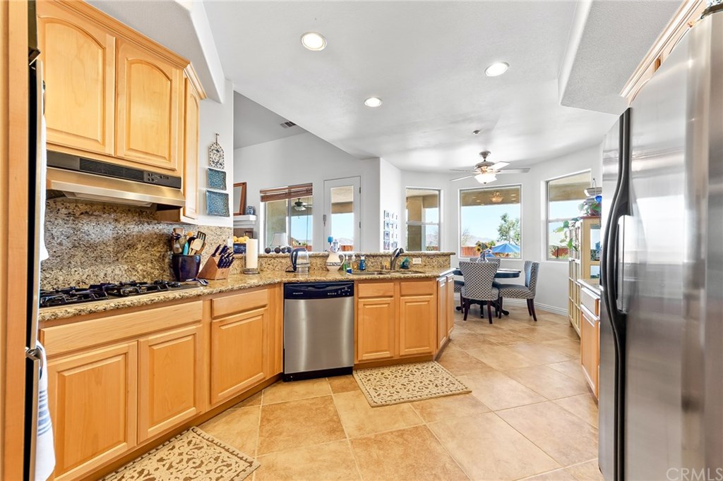 61424 Latham Trail Joshua Tree, CA 92252 - Photo 11 of 37