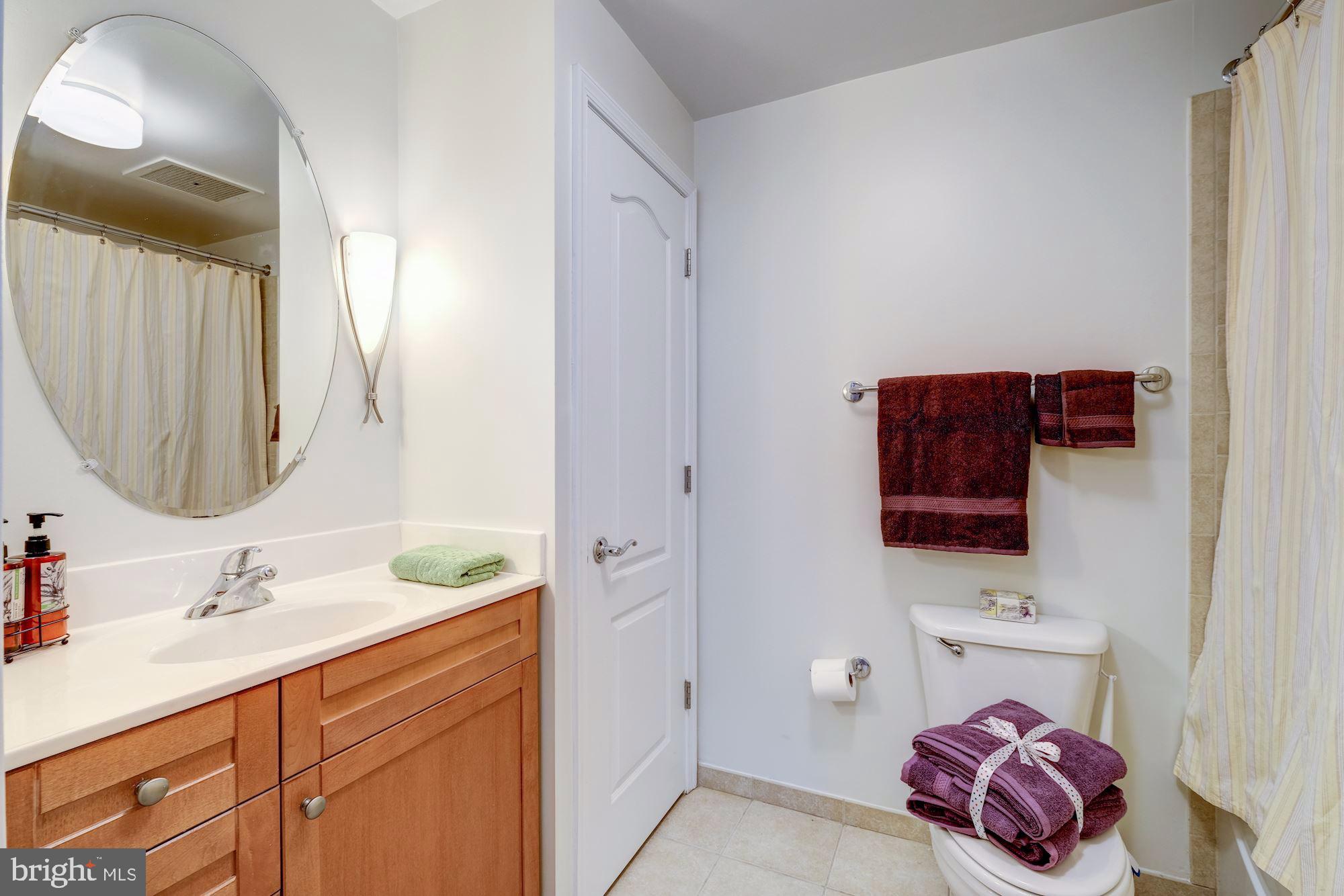 1111 11th Street Northwest, Unit 108 Washington, DC 20001 - Photo 15 of 29 Second full bath