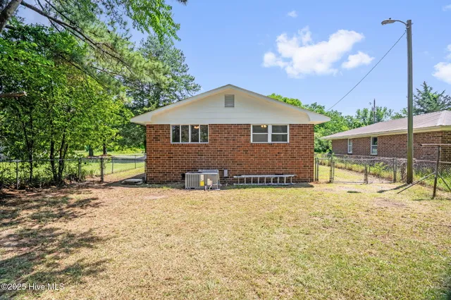 $200,000 | 811 Crawford Street, Goldsboro, NC 27530
