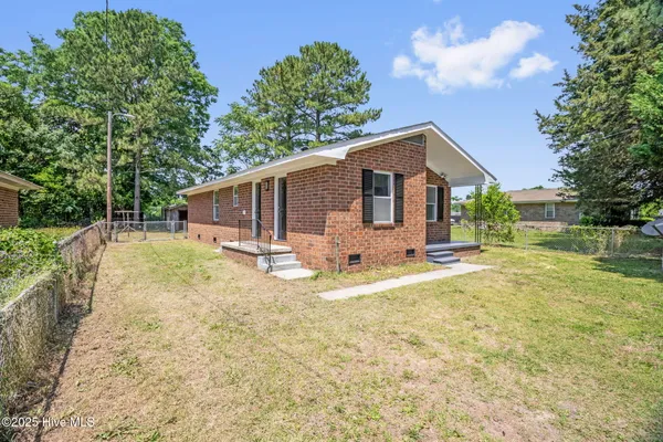 $200,000 | 811 Crawford Street, Goldsboro, NC 27530