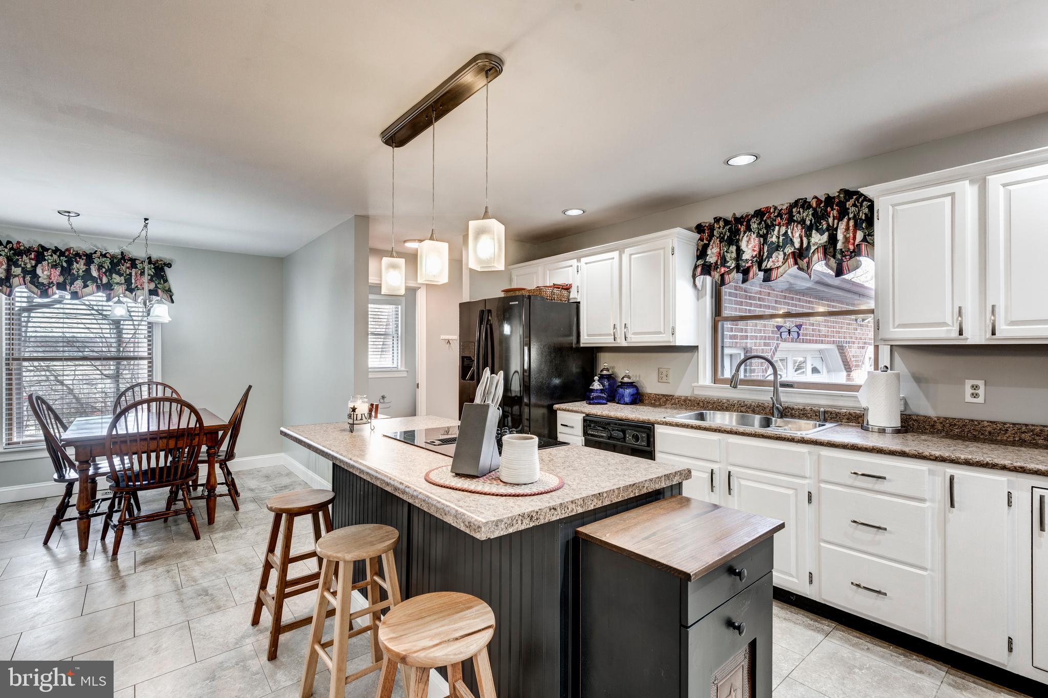 1061 Hook Road Westminster, MD 21157 - Photo 4 of 117 Upper Kitchen