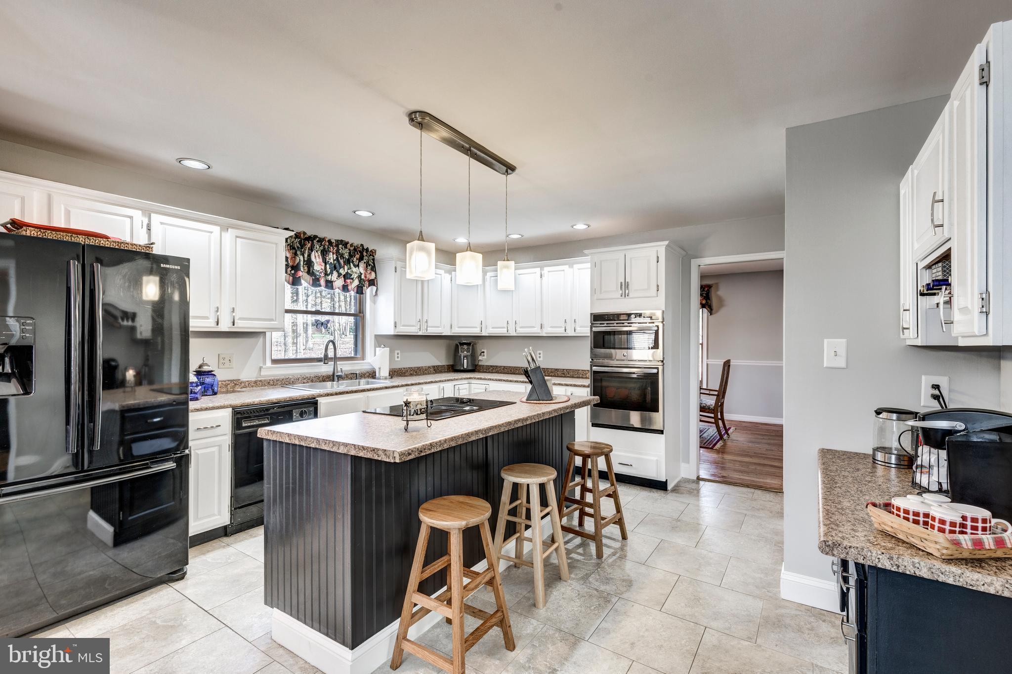 1061 Hook Road Westminster, MD 21157 - Photo 7 of 117 Upper Kitchen