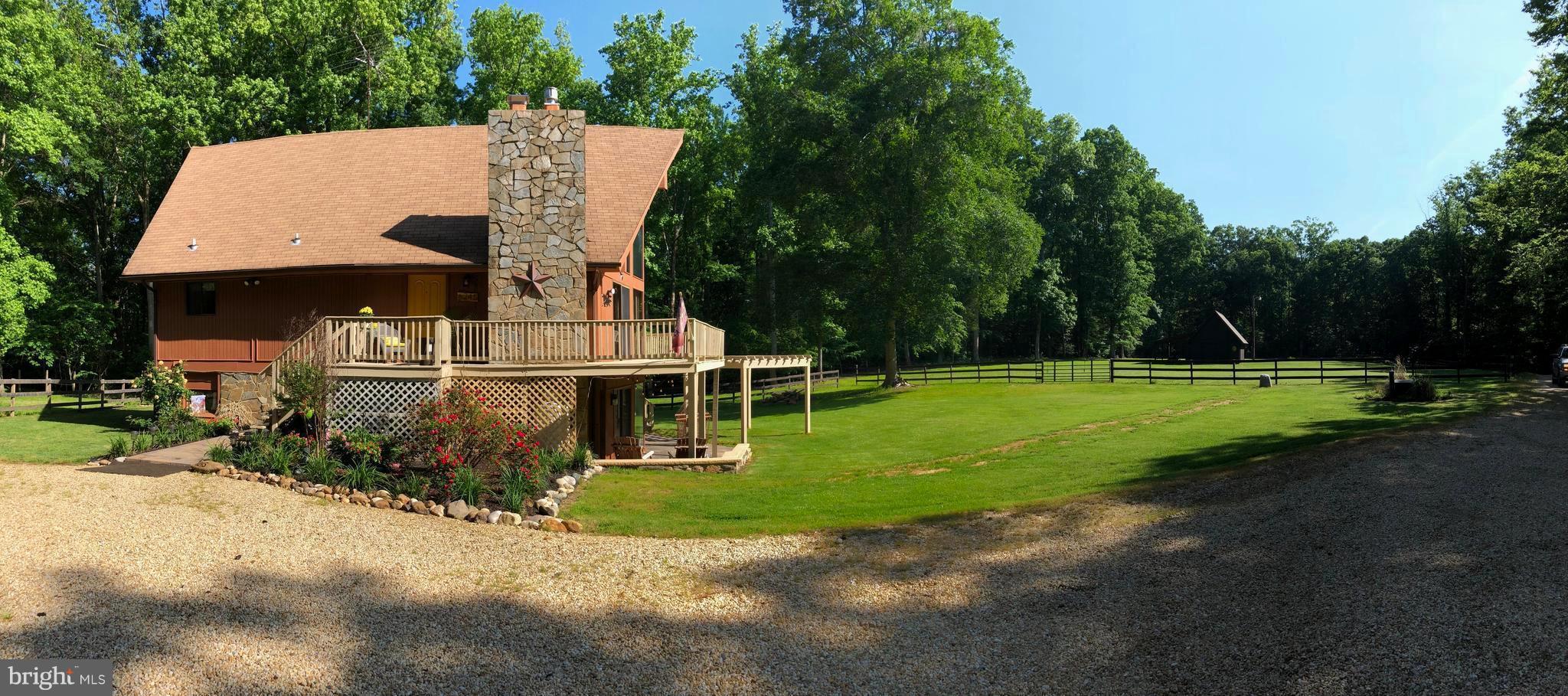 6245 Hawthorne Road La Plata, MD 20646 - Photo 2 of 30 Exterior (General)
