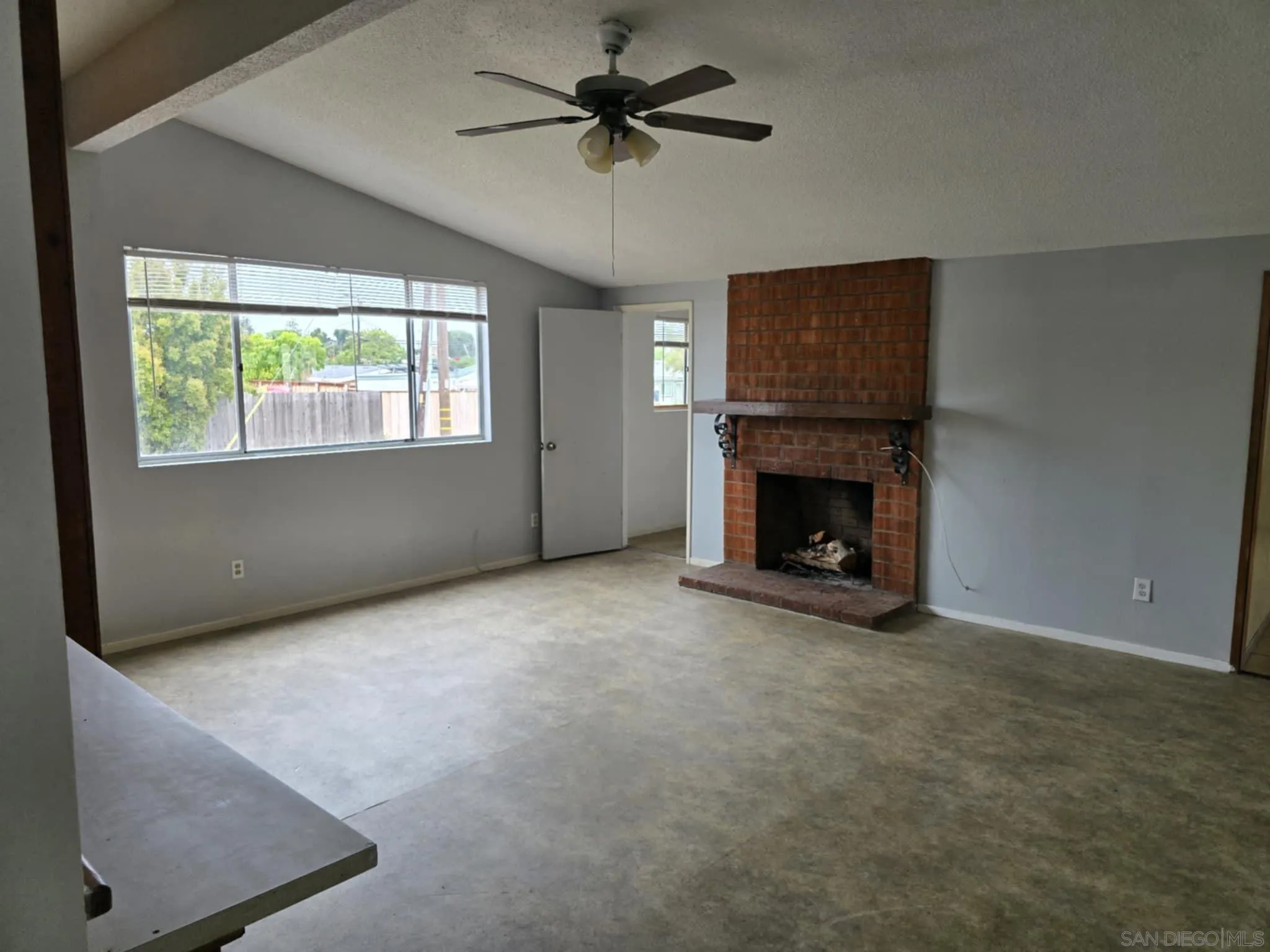 2806 Mission Village Drive San Diego, CA 92123 - Photo 3 of 14