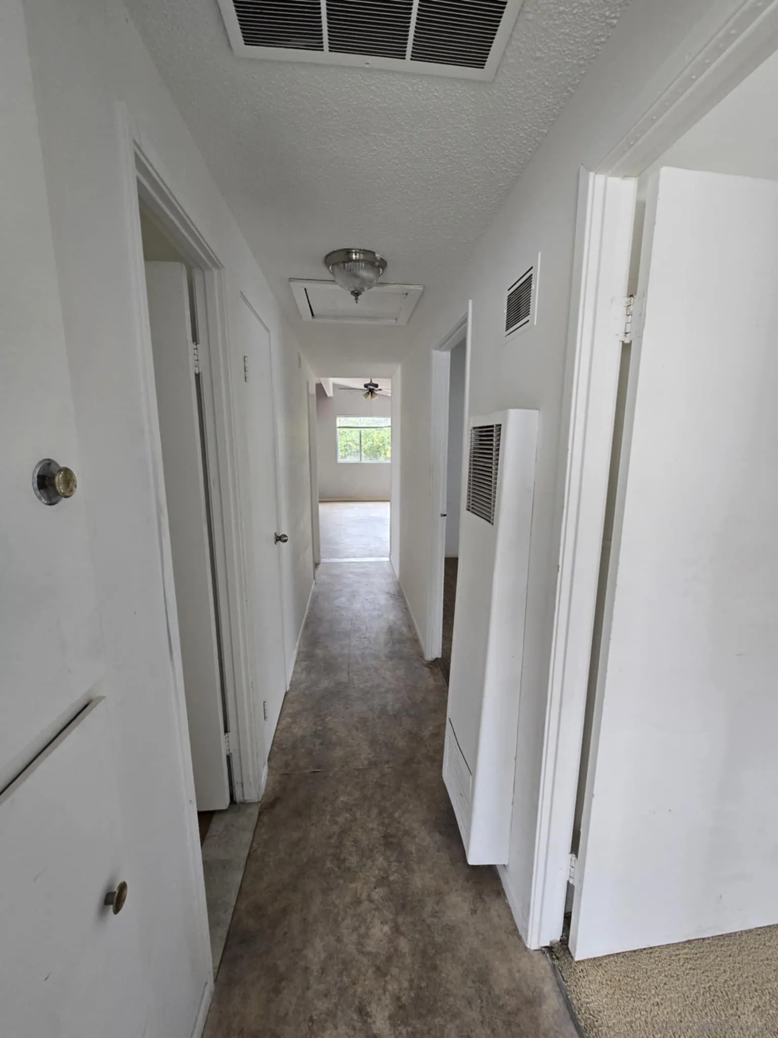 2806 Mission Village Drive San Diego, CA 92123 - Photo 6 of 14