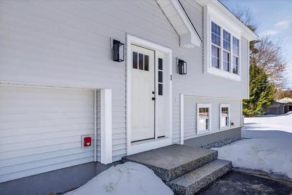 $649,999 | 4 Small Pond Road, Gorham, ME 04038