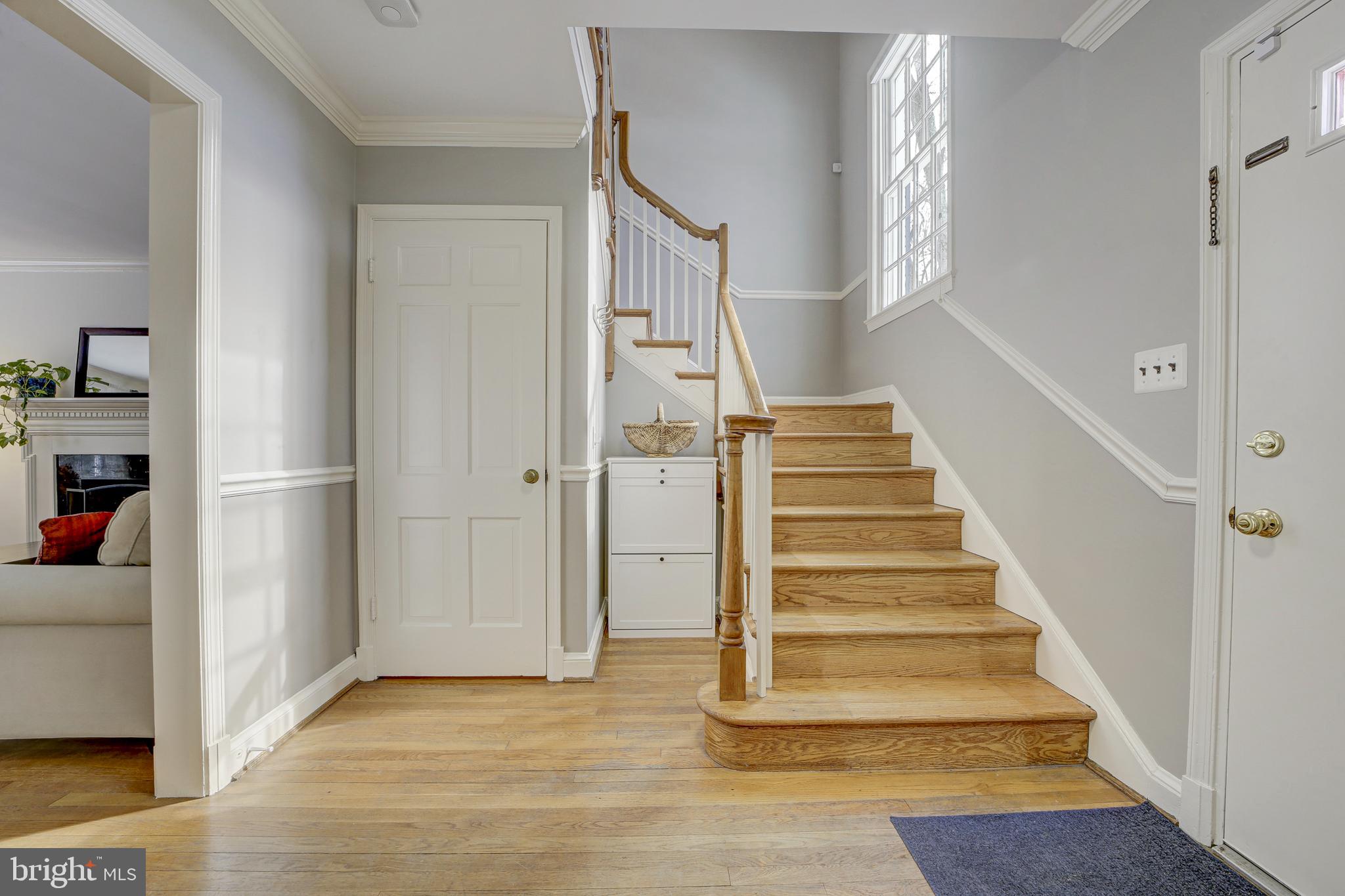 3017 Cleveland Avenue Northwest Washington, DC 20008 - Photo 14 of 36 sunlit stairway