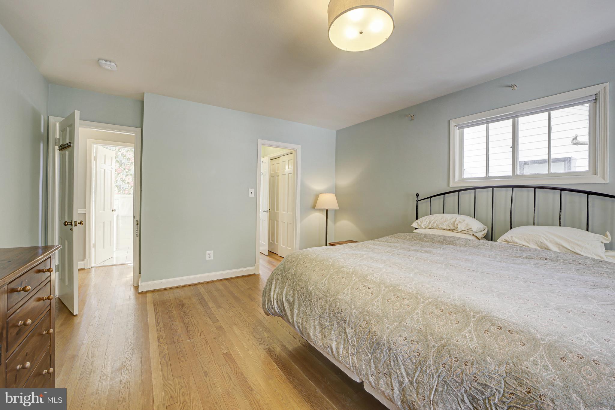 3017 Cleveland Avenue Northwest Washington, DC 20008 - Photo 16 of 36