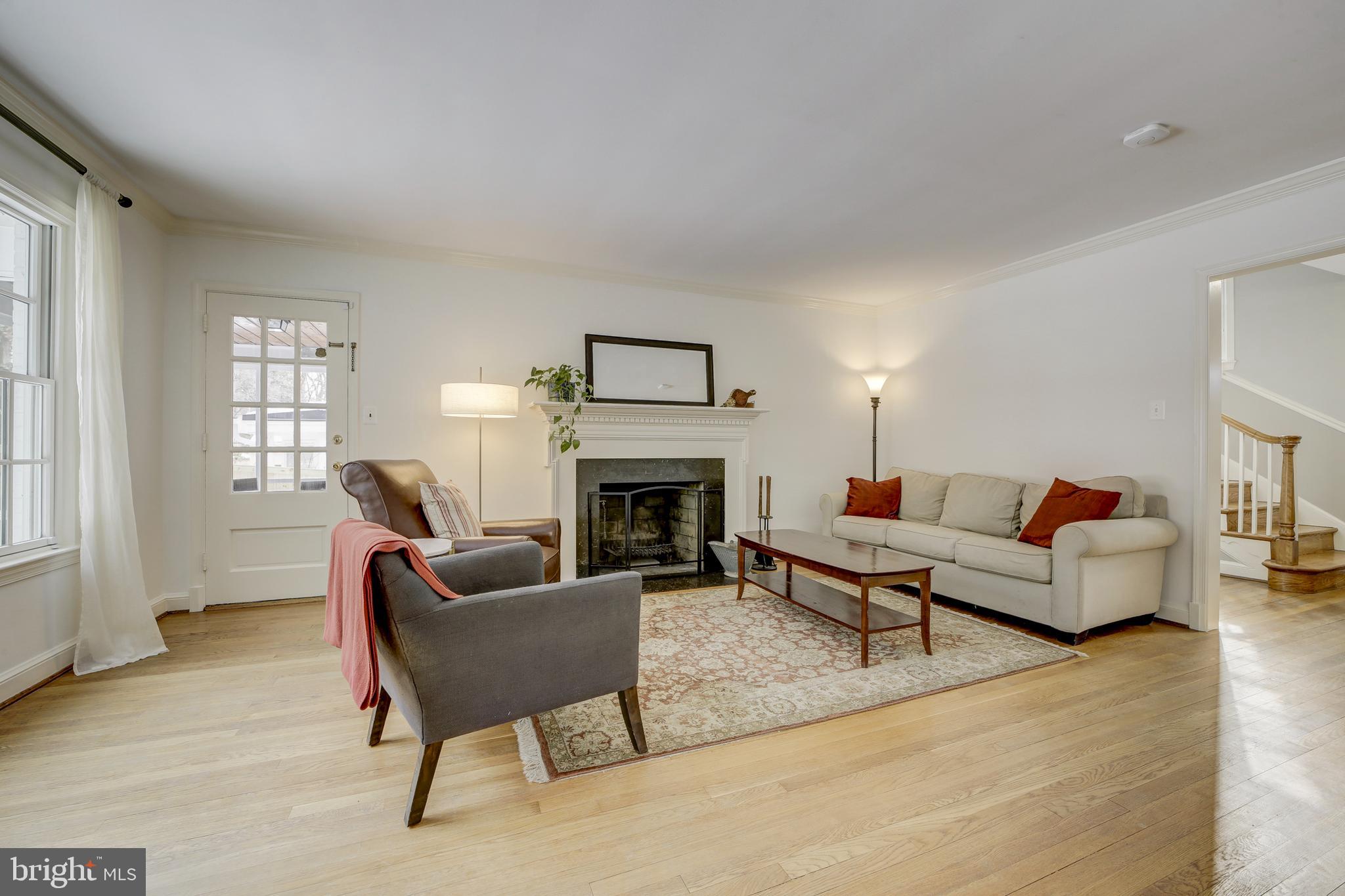 3017 Cleveland Avenue Northwest Washington, DC 20008 - Photo 4 of 36