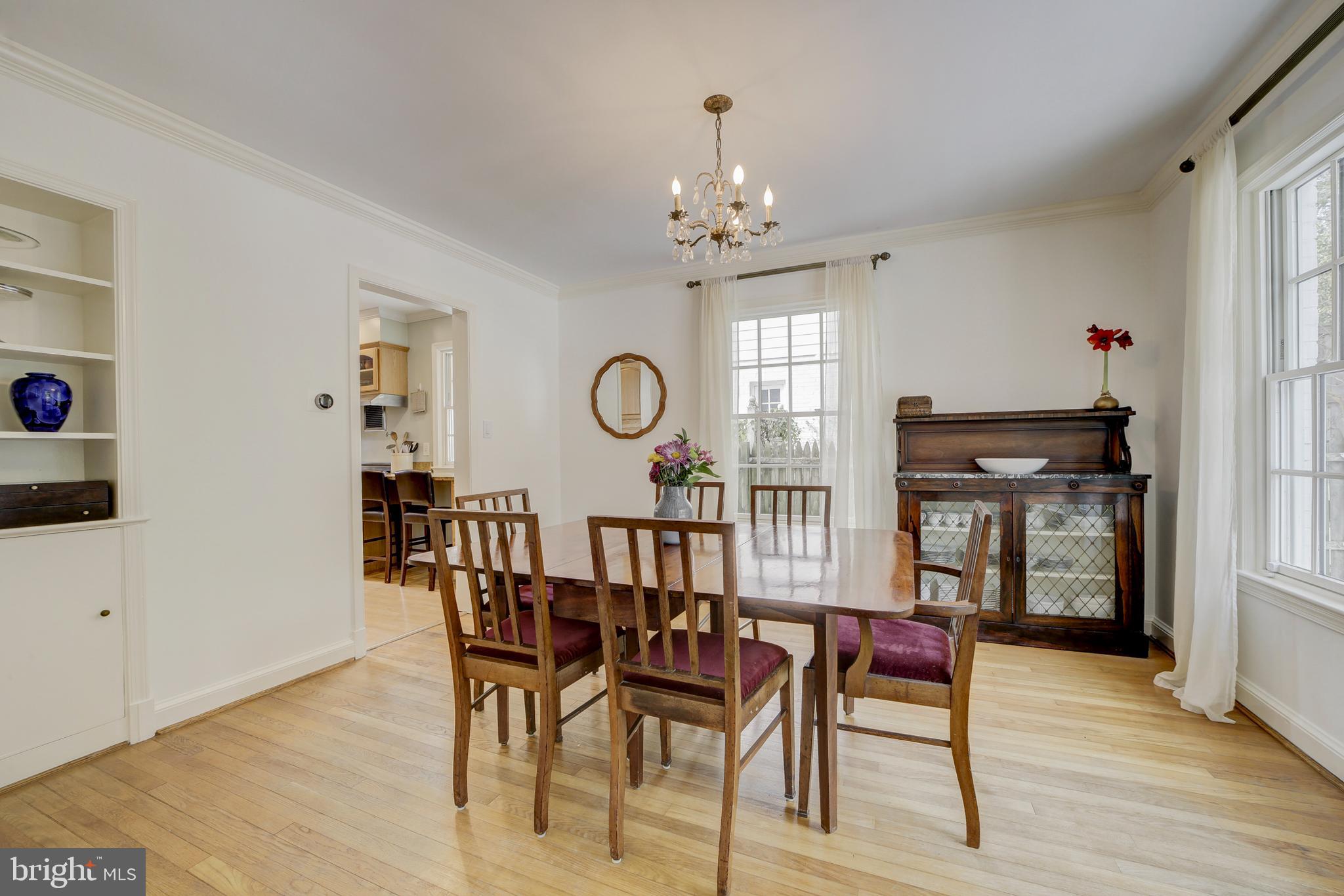 3017 Cleveland Avenue Northwest Washington, DC 20008 - Photo 7 of 36