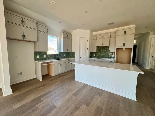 $599,999 | 250 San Saba Drive, Buda, TX 78610