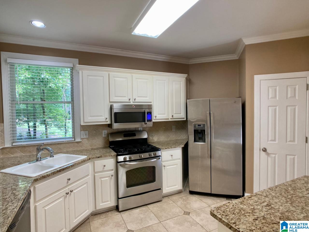7073 Inverness Green Lane Hoover, AL 35242 - Photo 7 of 20
