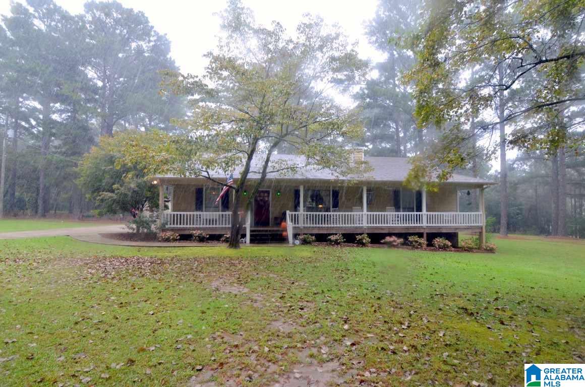 8024 Pecan Drive Bessemer, AL 35022 - Photo 3 of 47