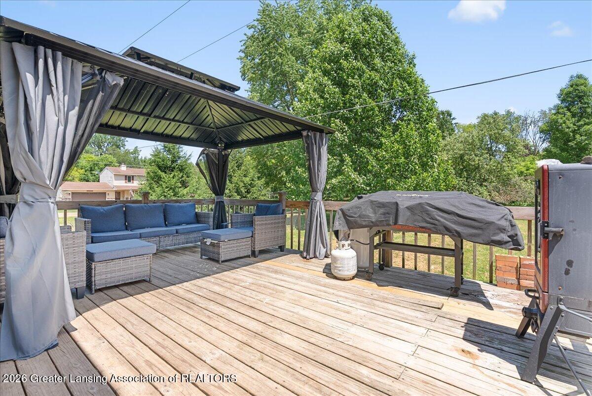 6970 Foster Road Haslett, MI 48840 - Photo 12 of 53 28-Media Jett - 16