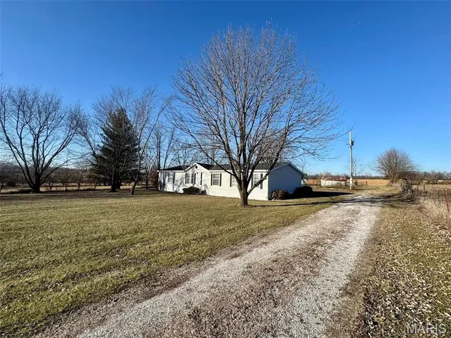$195,000 | 9390 Shelby 492, Hunnewell, MO 63443
