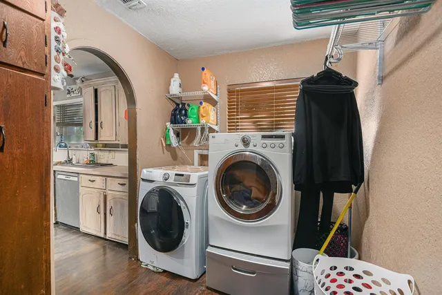 $450,000 | 116 Nottingham Circle, Bridgeport, TX 76426