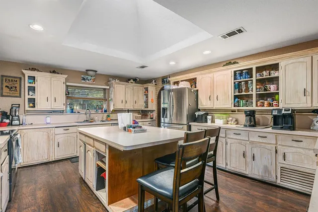 $450,000 | 116 Nottingham Circle, Bridgeport, TX 76426