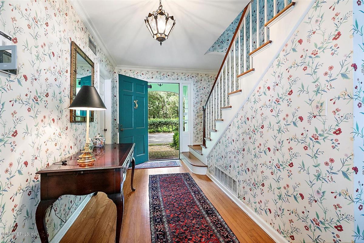 2723 Holly Point Road East Orange Park, FL 32073 - Photo 13 of 32 13-Foyer