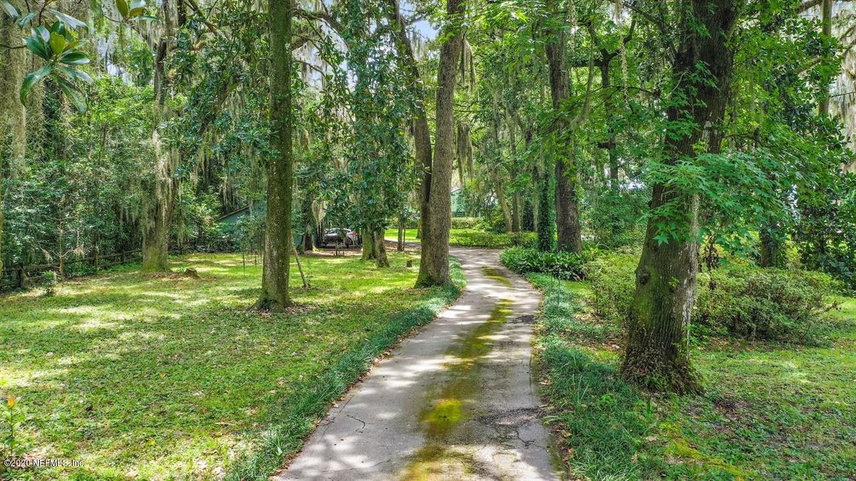2723 Holly Point Road East Orange Park, FL 32073 - Photo 32 of 32 32-Driveway