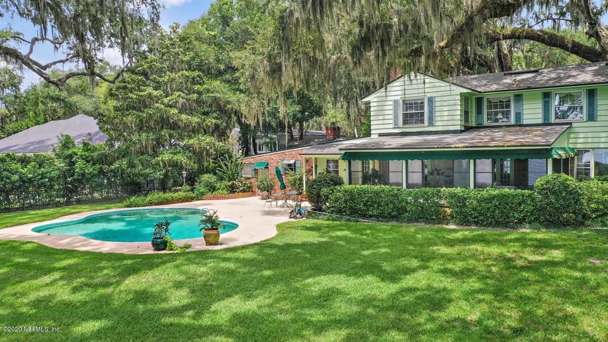 2723 Holly Point Road East Orange Park, FL 32073 - Photo 4 of 32 09-Exterior Back