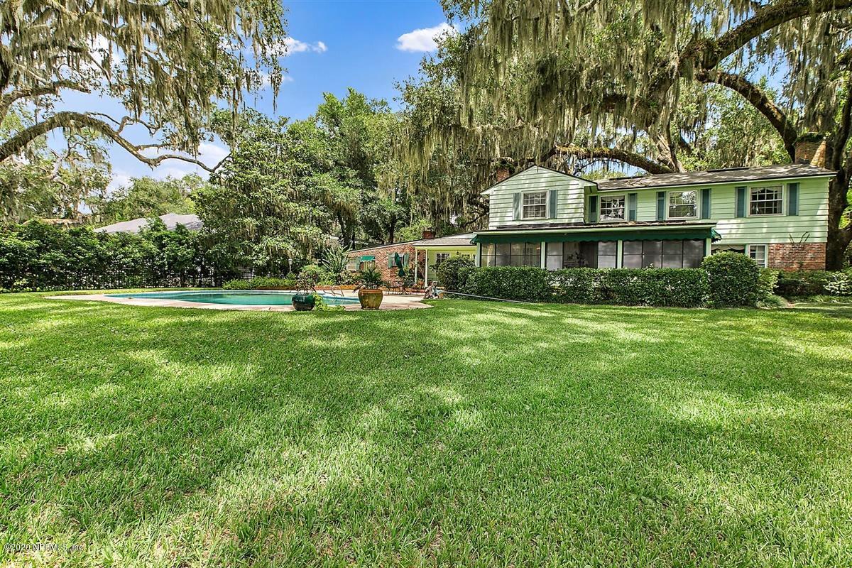2723 Holly Point Road East Orange Park, FL 32073 - Photo 7 of 32 10-Exterior Back