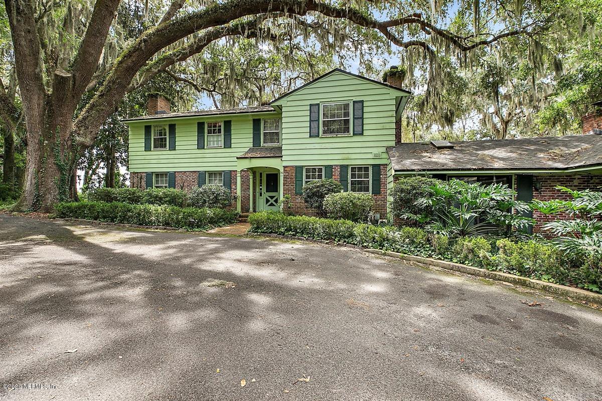 2723 Holly Point Road East Orange Park, FL 32073 - Photo 8 of 32 01-Exterior Front