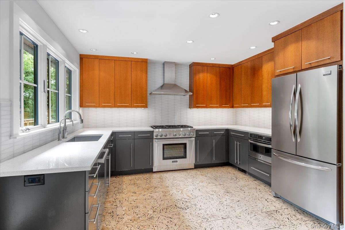 24 Half Mile Road Armonk, NY 10504 - Photo 12 of 30