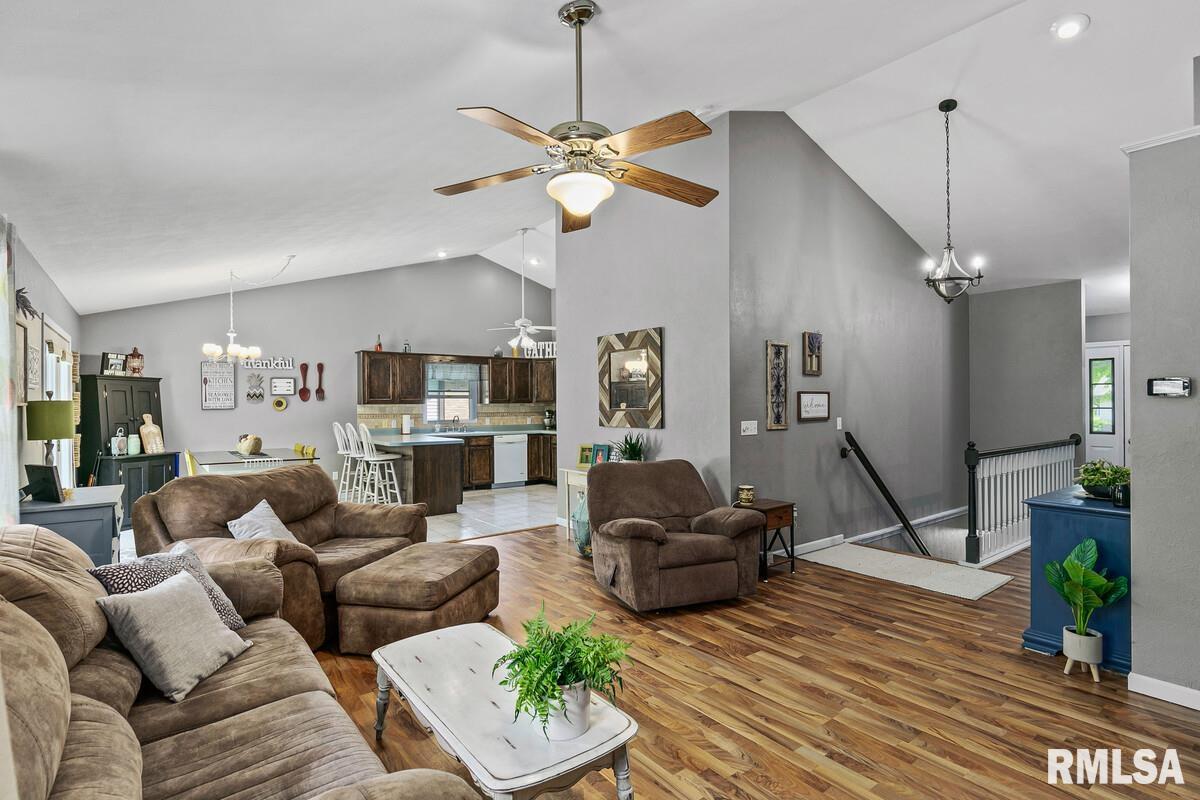 9451 West Guinivere Drive Mapleton, IL 61547 - Photo 13 of 39 Gallery Image 13