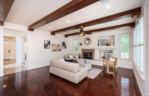$1,888,000 | 920 2nd Street East, Sonoma, CA 95476