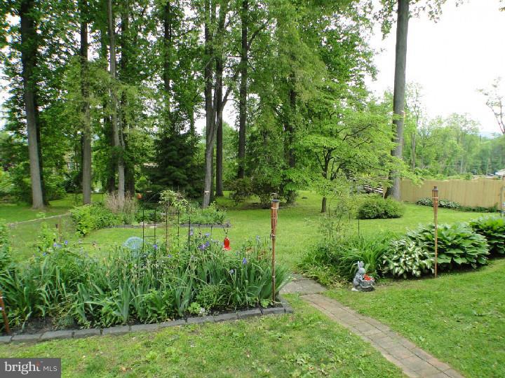 17 Fahnestock Road Malvern, PA 19355 - Photo 20 of 20 Gallery Image 20