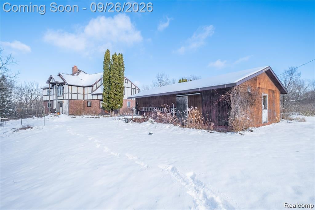 1191 Gage Road Holly, MI 48442 - Photo 9 of 51 Gallery Image 9