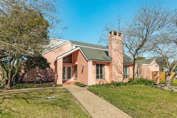 $625,000 | 5 Colony Park Drive, Galveston, TX 77551