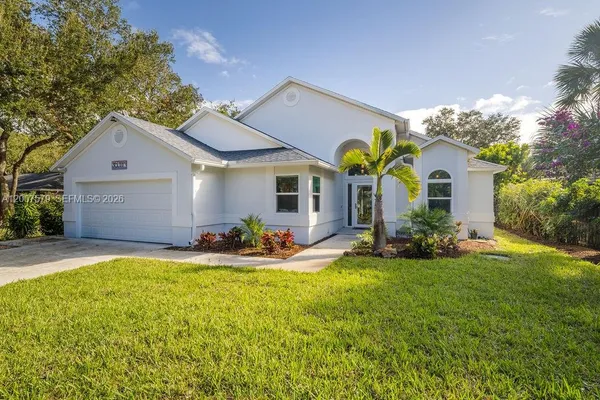 $895,000 | 9330 Seagrape Drive, Vero Beach, FL 32963