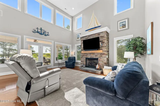 $1,575,000 | 506 Long Point Road, Chocowinity, NC 27817