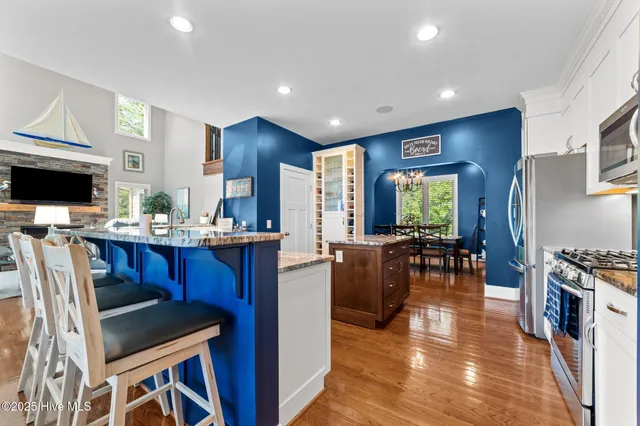 $1,575,000 | 506 Long Point Road, Chocowinity, NC 27817