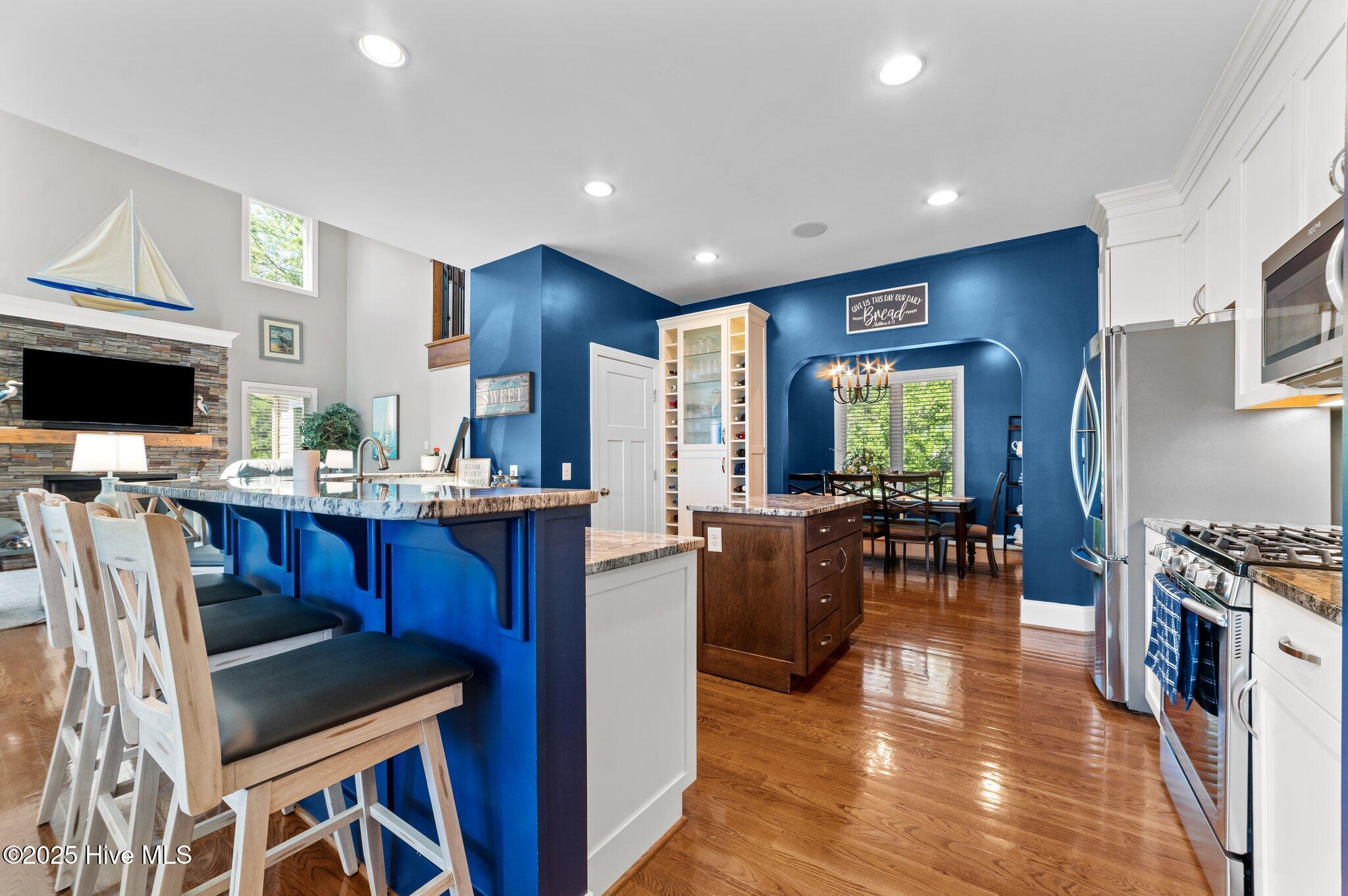 506 Long Point Road Chocowinity, NC 27817 - Photo 20 of 94 Custom kitchen