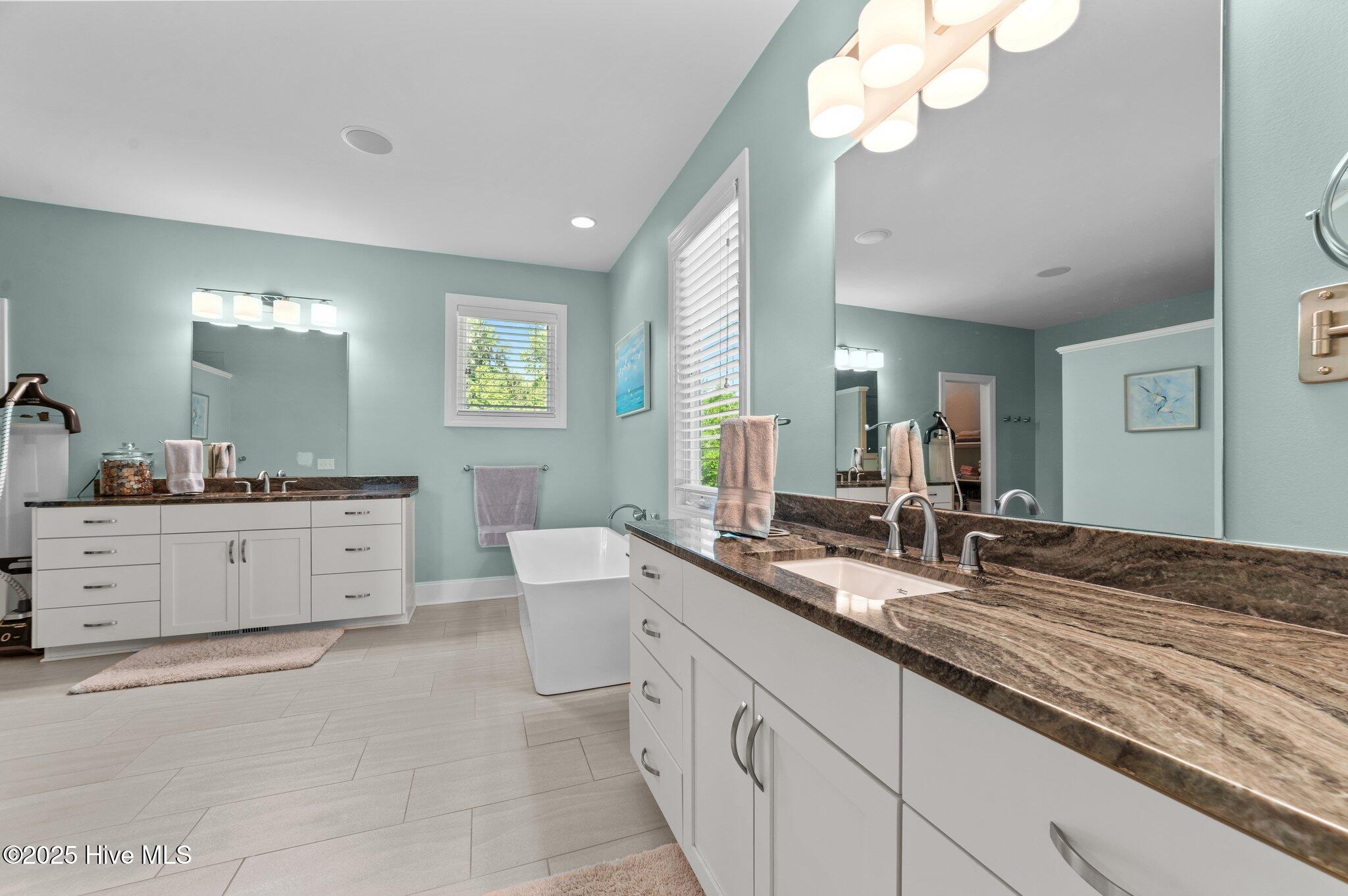 506 Long Point Road Chocowinity, NC 27817 - Photo 33 of 94 Double full vanities