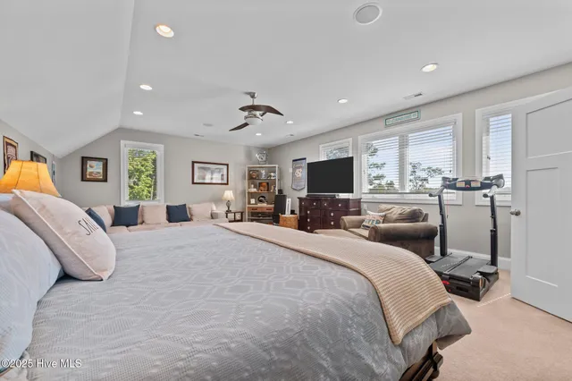 $1,575,000 | 506 Long Point Road, Chocowinity, NC 27817