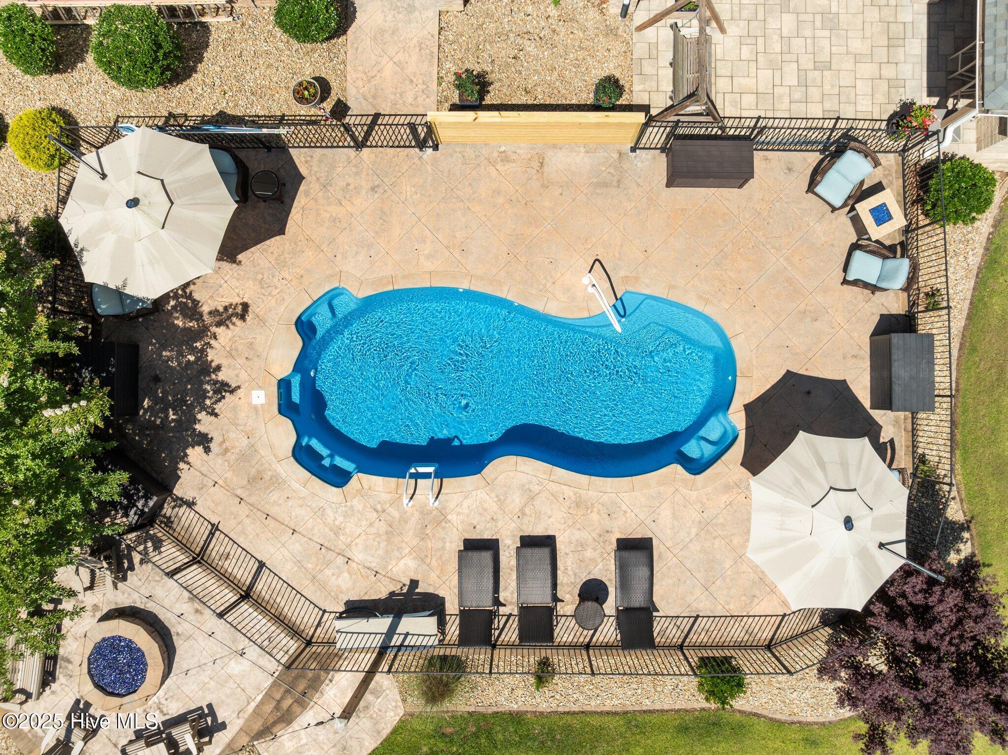 506 Long Point Road Chocowinity, NC 27817 - Photo 73 of 94 Leisure Pools "Riviera" model