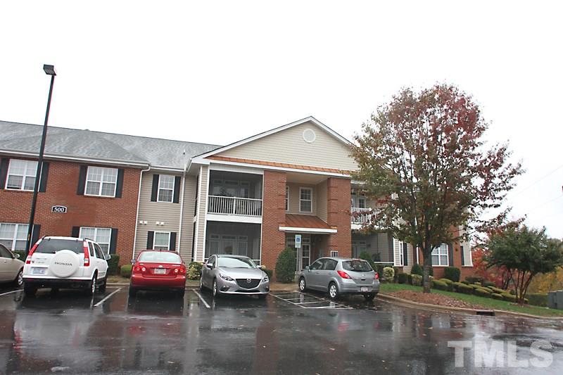 527 Weather Ridge Lane, Unit 527 Cary, NC 27513 - Photo 2 of 19 Gallery Image 2