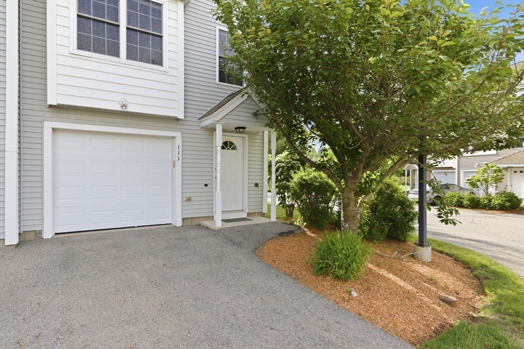 41 Boston Road, Unit 111 Billerica, MA 01862 - Photo 5 of 42