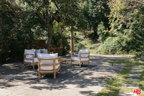 $1,399,000 | 2025 Maycrest Avenue, South Pasadena, CA 91030