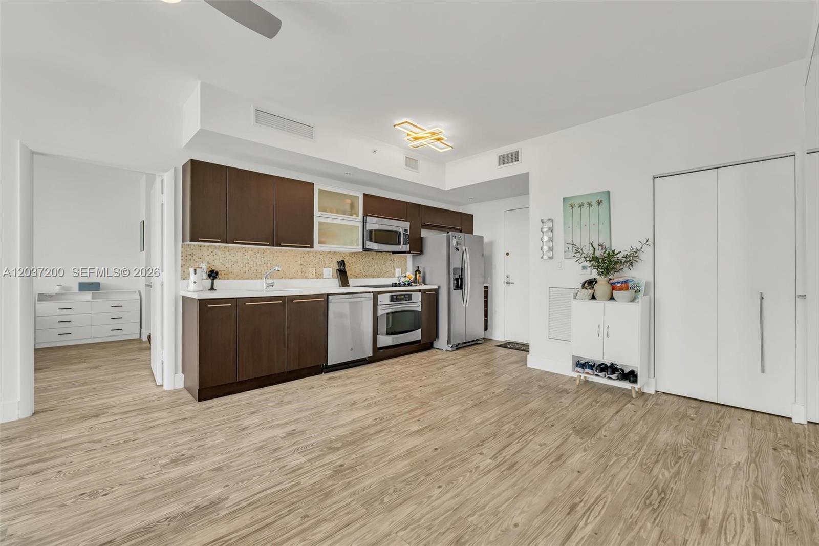 90 Southwest 3rd Street, Unit 4303 Miami, FL 33130 - Photo 11 of 41
