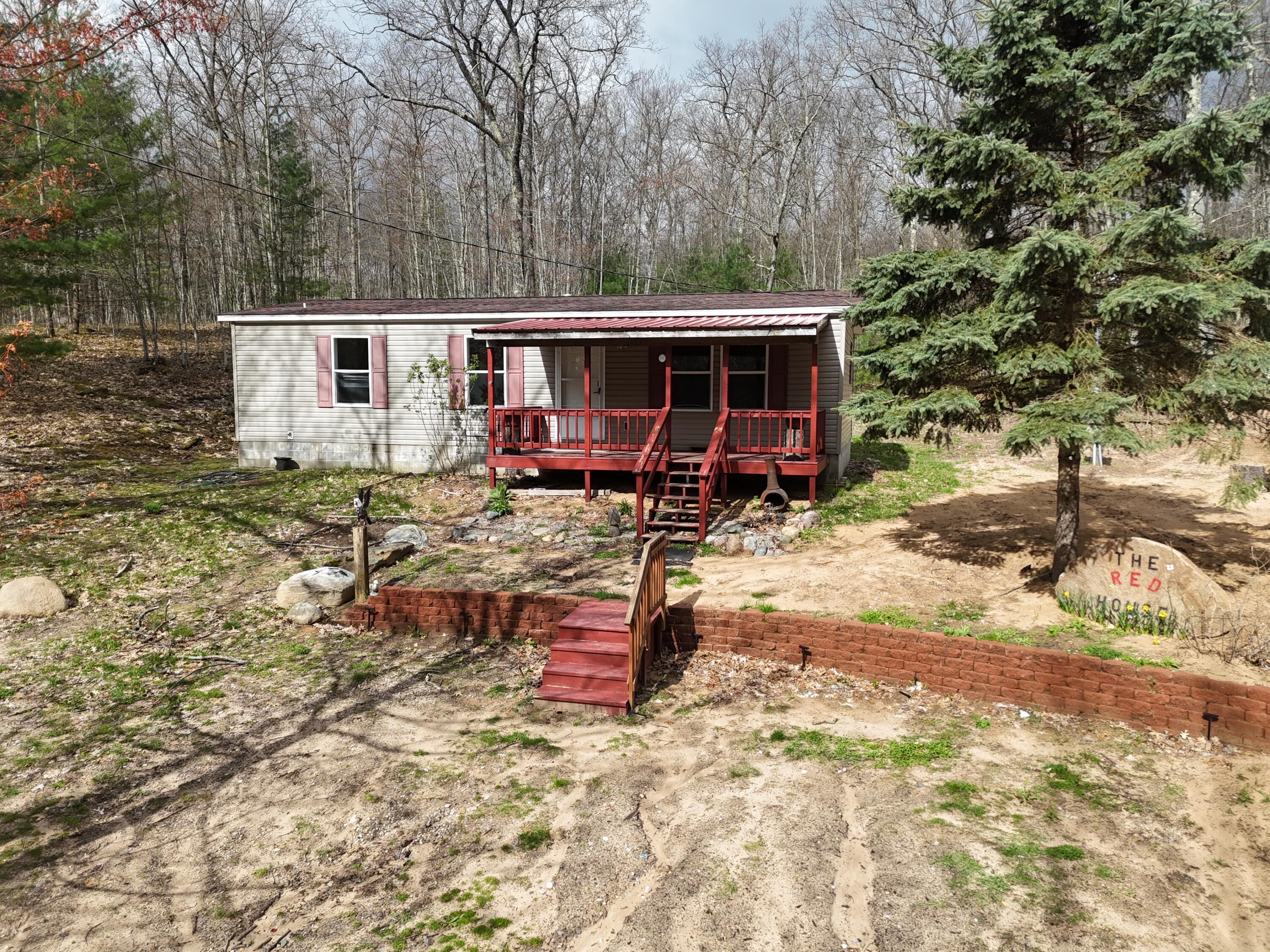 460 Seaman Road Wellston, MI 49689 - Photo 29 of 47 460 Seaman