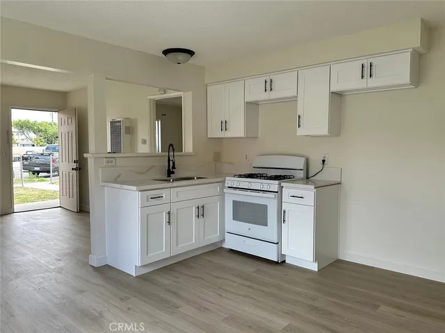 $1,950 | 558 South Benjamin Street, Rialto, CA 92376