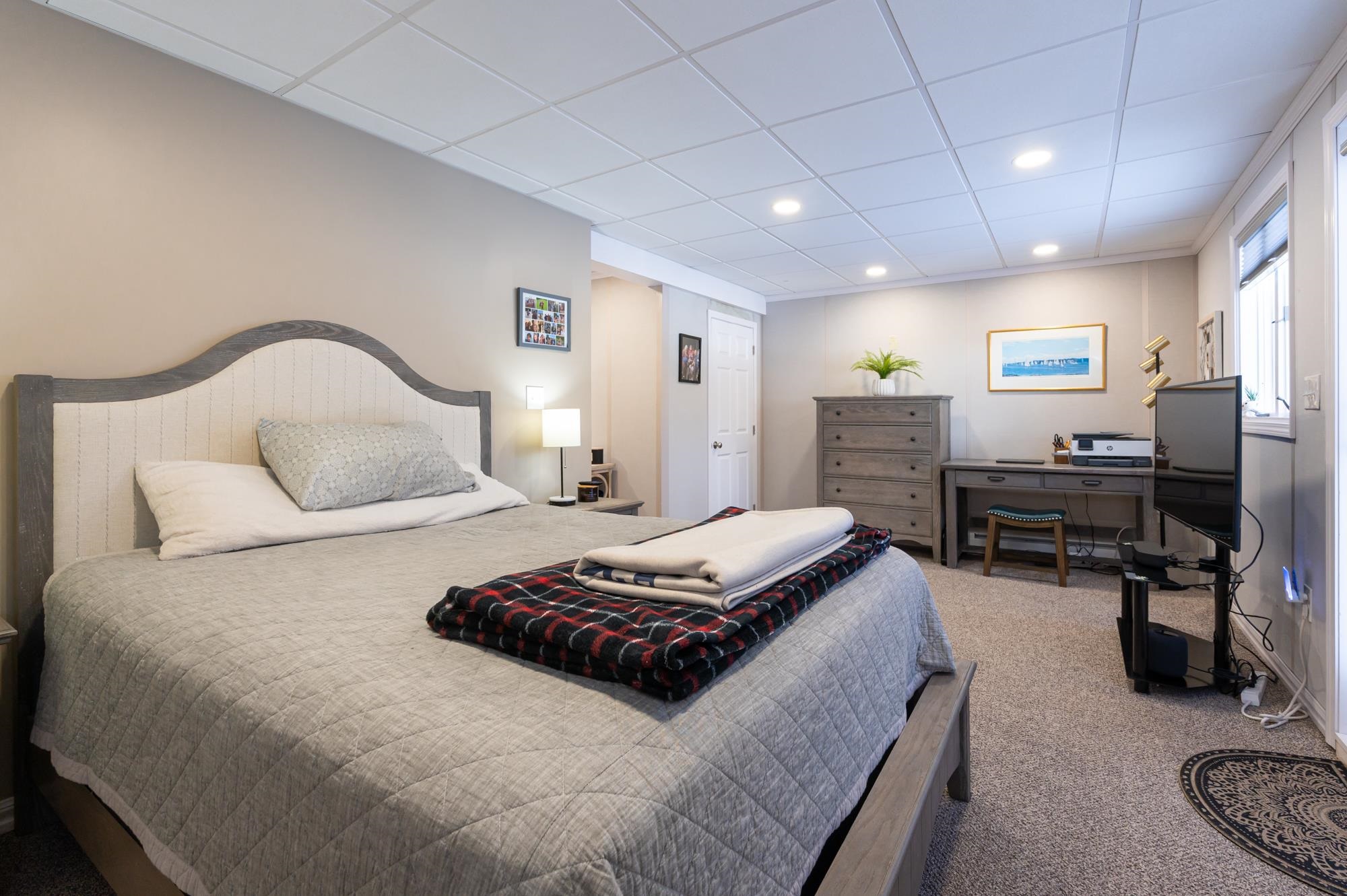 15 R Bonnie Lane, Unit R Derry, NH 03038 - Photo 24 of 37