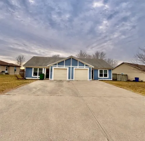 $225,000 | 789 Pinewood Street, Gardner, KS 66030