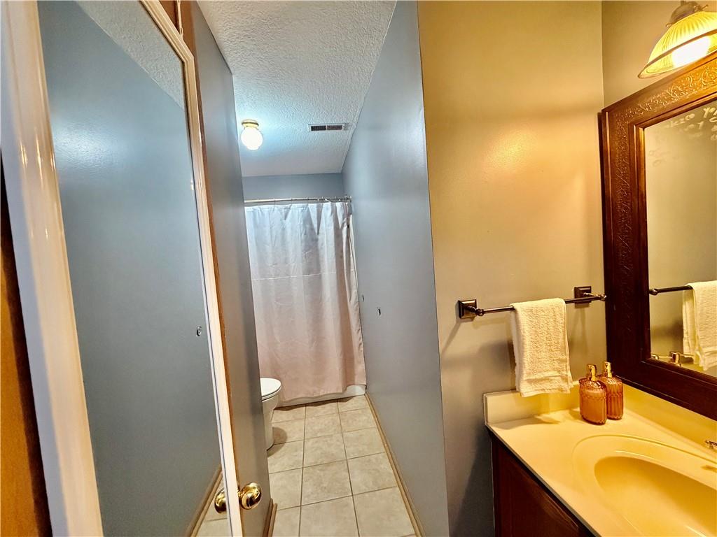 789 Pinewood Street Gardner, KS 66030 - Photo 11 of 21