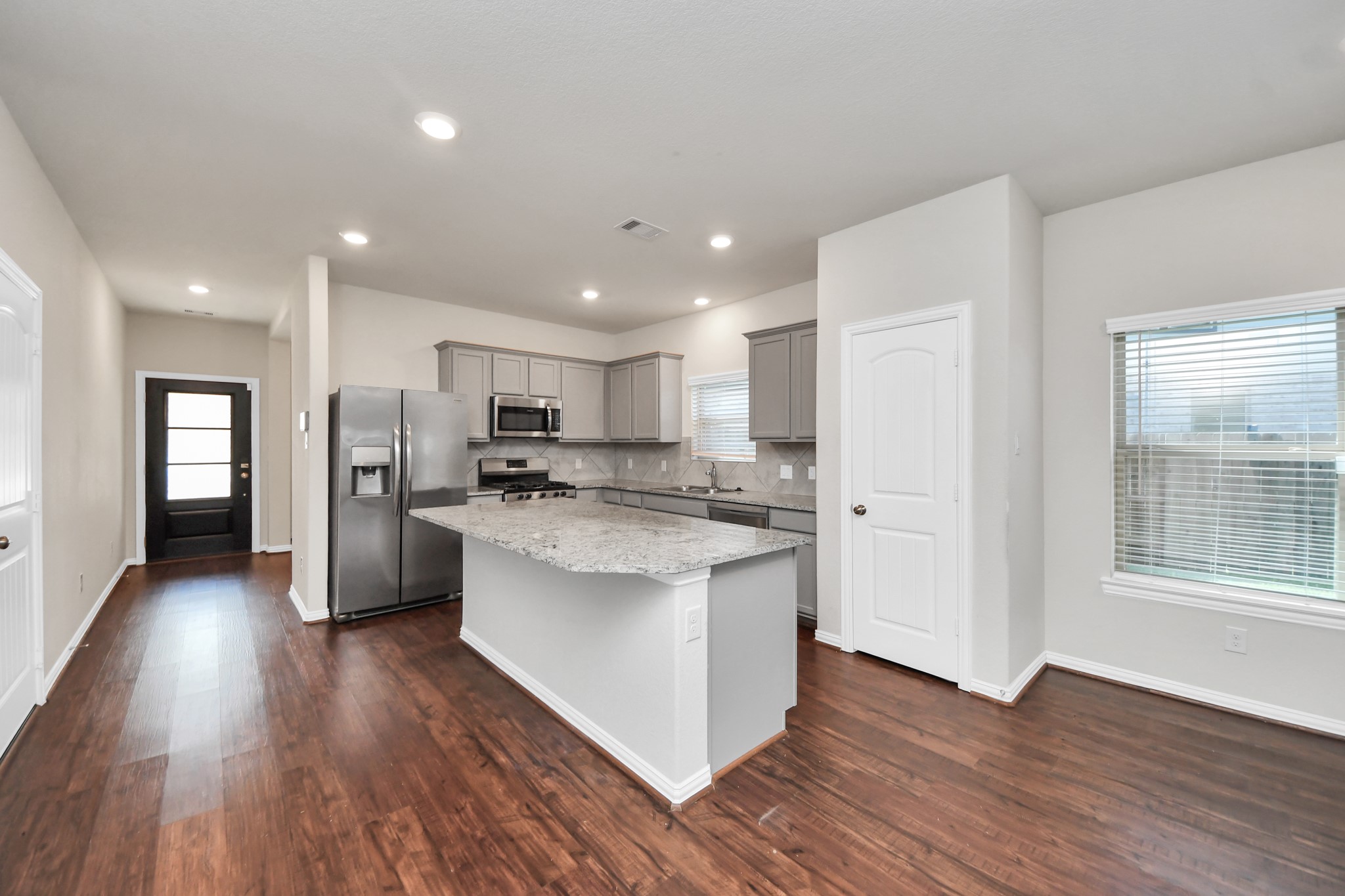 4706 Walnut Willow Ct Spring Spring, TX 77386 - Photo 13 of 50 Gallery Image 13